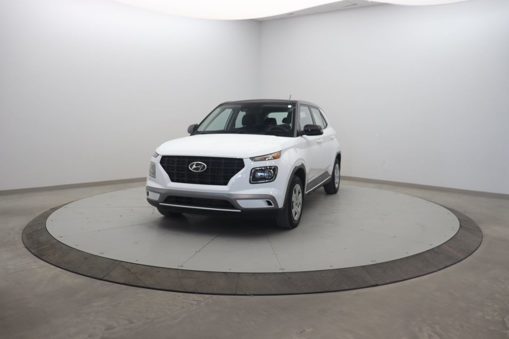 2023 Hyundai Venue in Baie-Comeau, Quebec - 1 - w1024h768px