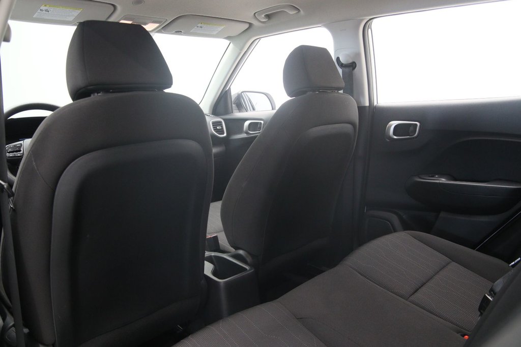 2023 Hyundai Venue in Baie-Comeau, Quebec - 10 - w1024h768px