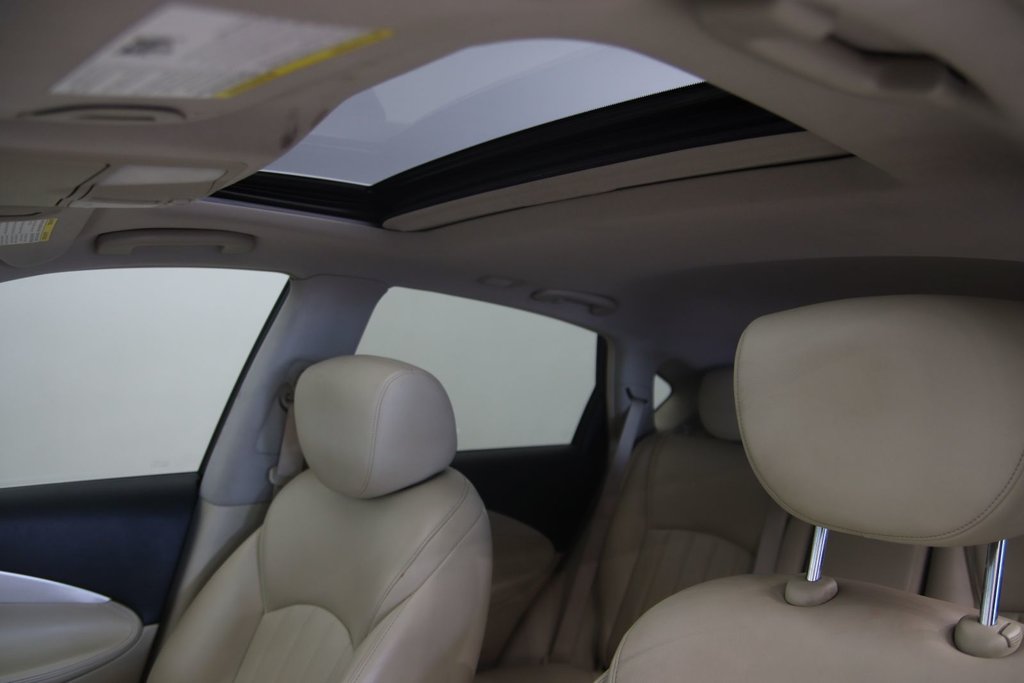 2016 Infiniti QX50 in Baie-Comeau, Quebec - 8 - w1024h768px