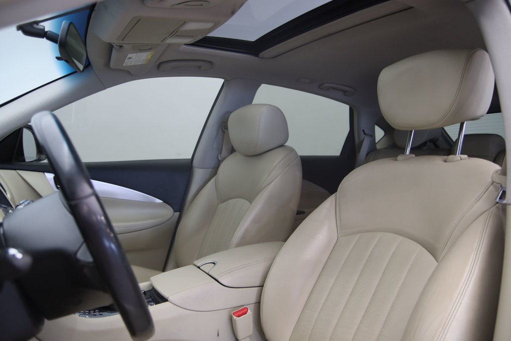 2016 Infiniti QX50 in Baie-Comeau, Quebec - 7 - w1024h768px