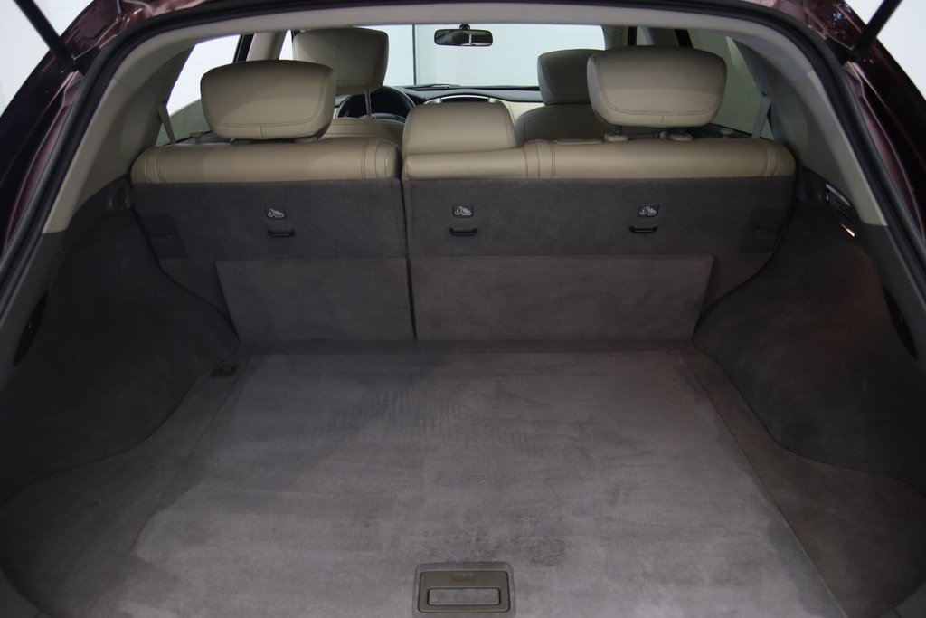 2016 Infiniti QX50 in Baie-Comeau, Quebec - 18 - w1024h768px