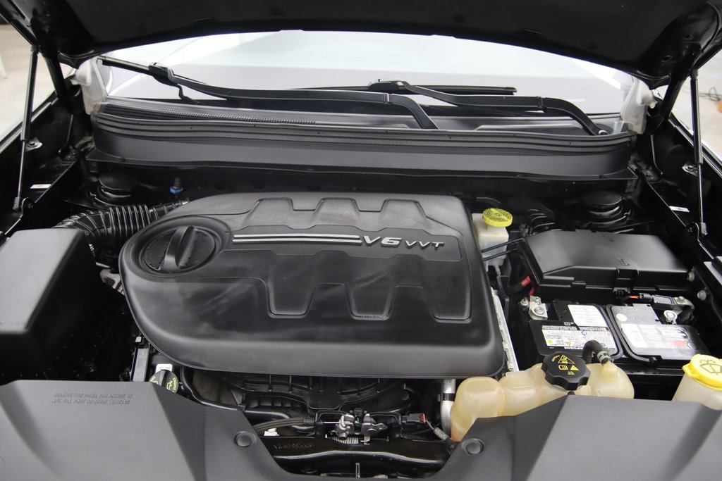 2019 Jeep Cherokee in Jonquière, Quebec - 16 - w1024h768px