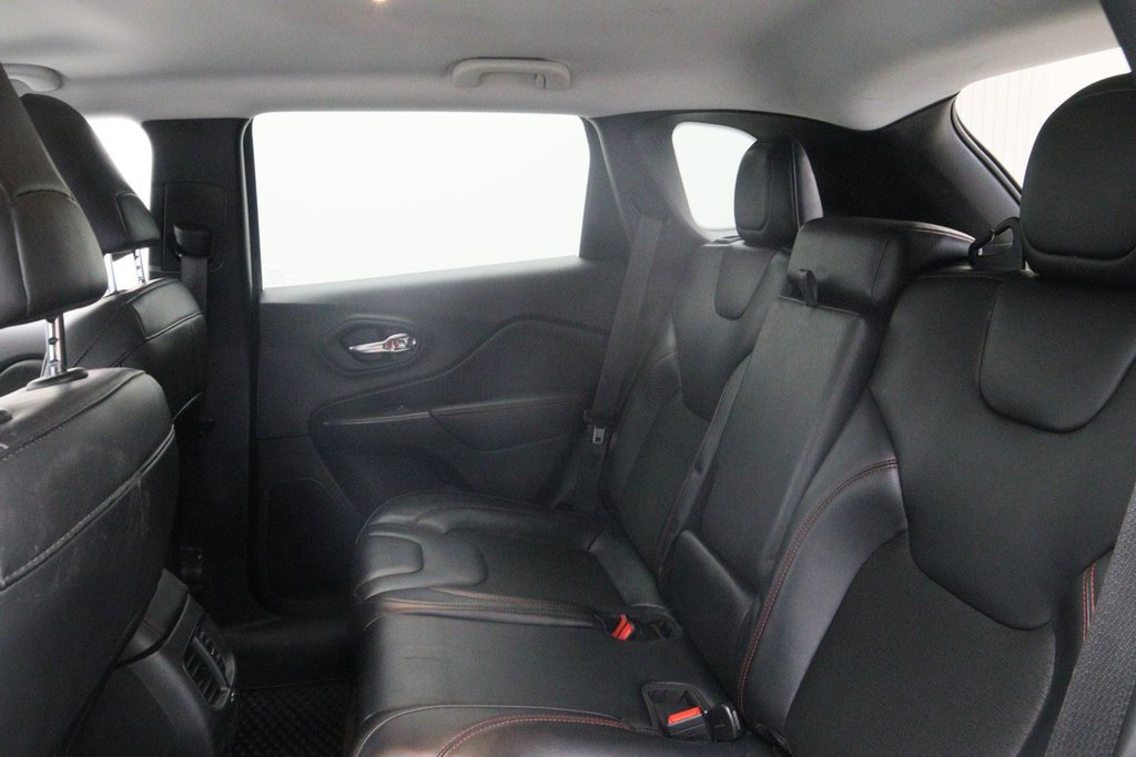 Jeep Cherokee  2020 à Jonquière, Québec - 9 - w1024h768px