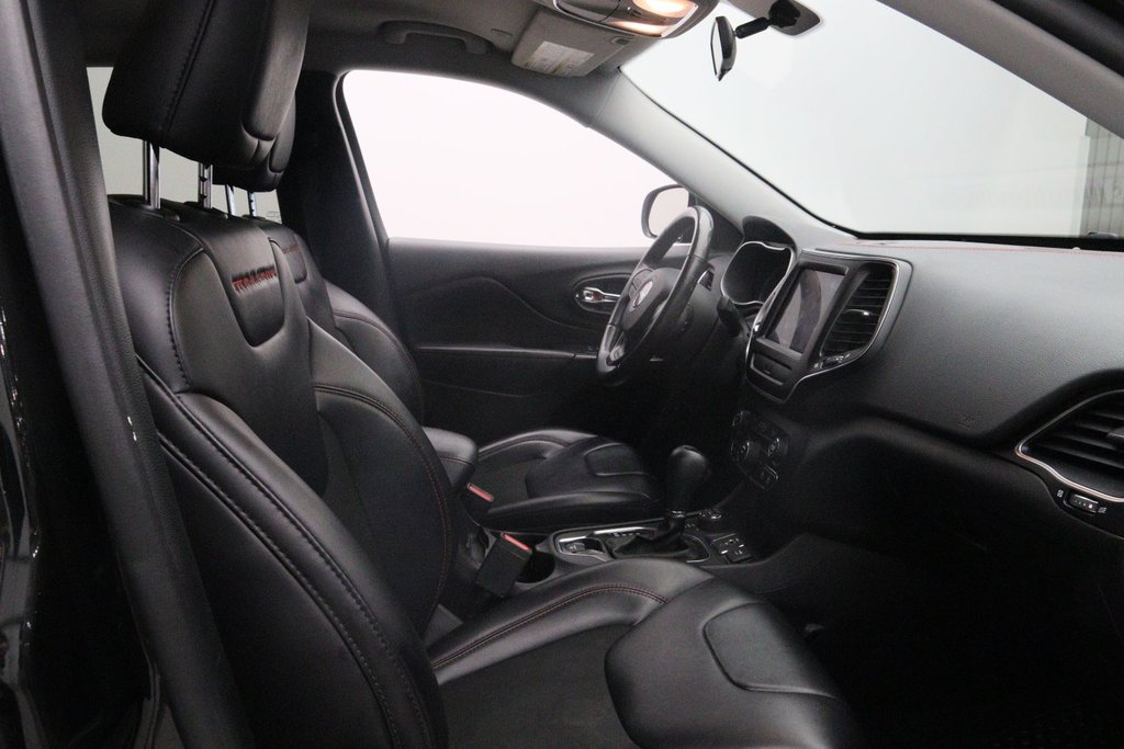 Jeep Cherokee  2020 à Jonquière, Québec - 15 - w1024h768px