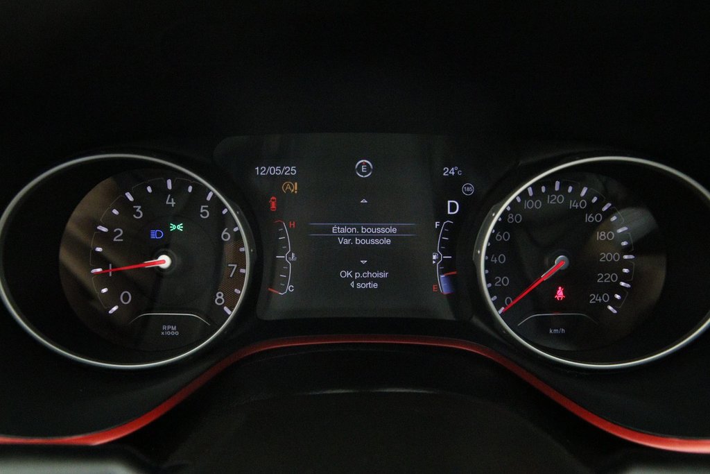 Jeep Compass  2019 à Baie-Comeau, Québec - 12 - w1024h768px