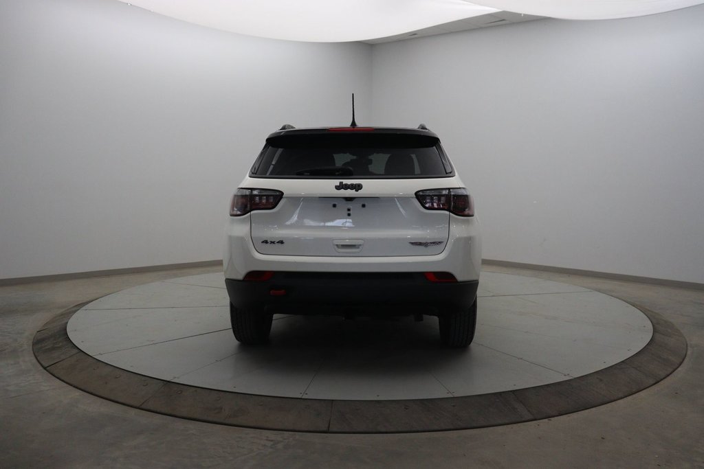 Jeep Compass  2019 à Baie-Comeau, Québec - 5 - w1024h768px