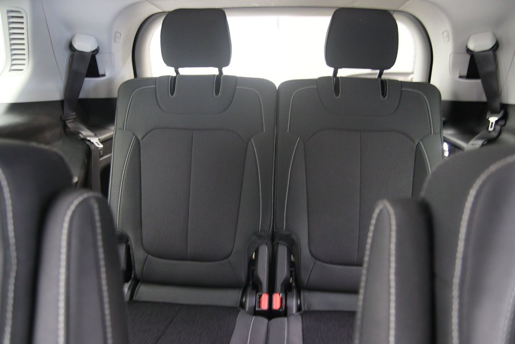 2023 Jeep Grand Cherokee L in Sept-Îles, Quebec - 10 - w1024h768px