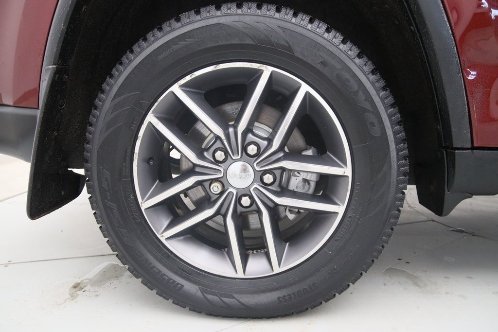 2017 Jeep Grand Cherokee in Jonquière, Quebec - 19 - w1024h768px