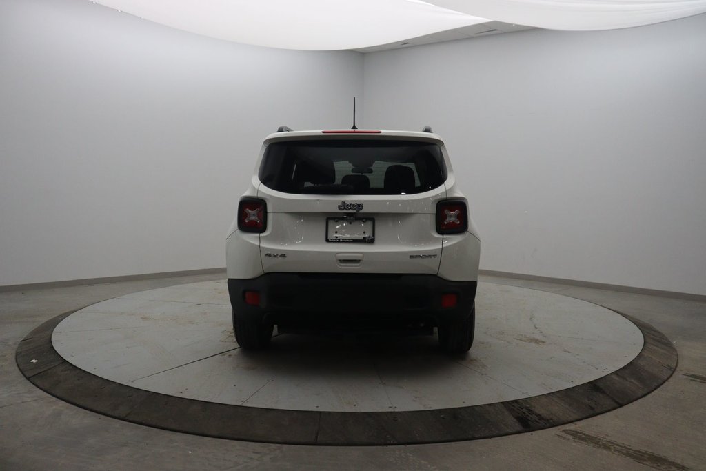 Jeep Renegade  2018 à Jonquière, Québec - 5 - w1024h768px