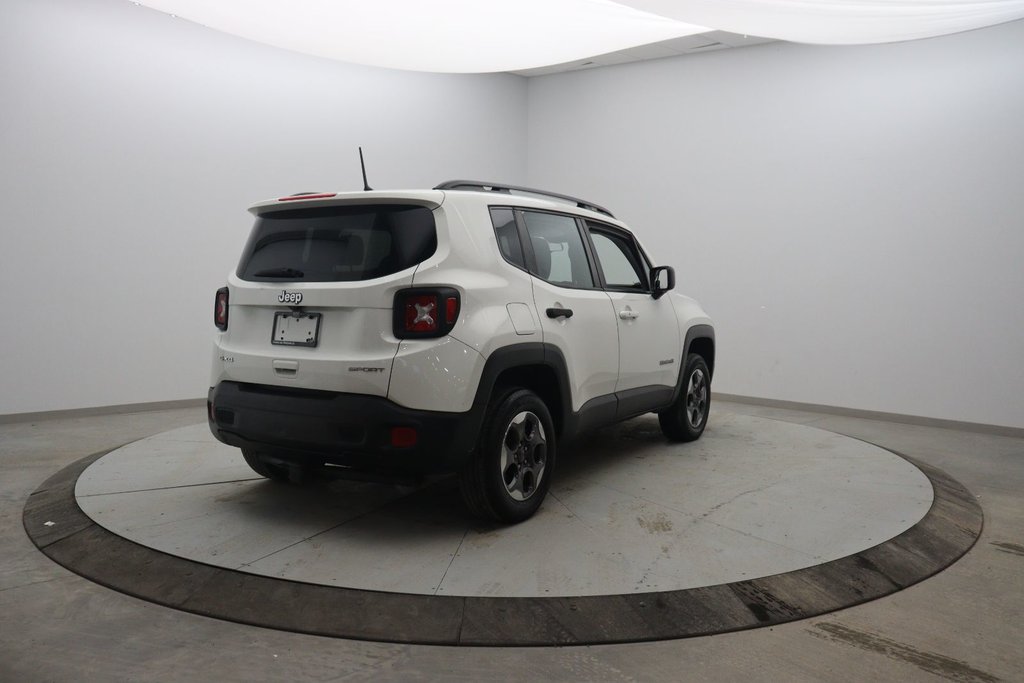 Jeep Renegade  2018 à Jonquière, Québec - 4 - w1024h768px