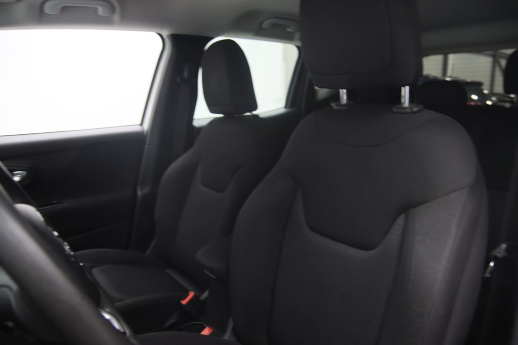 Jeep Renegade  2018 à Jonquière, Québec - 7 - w1024h768px