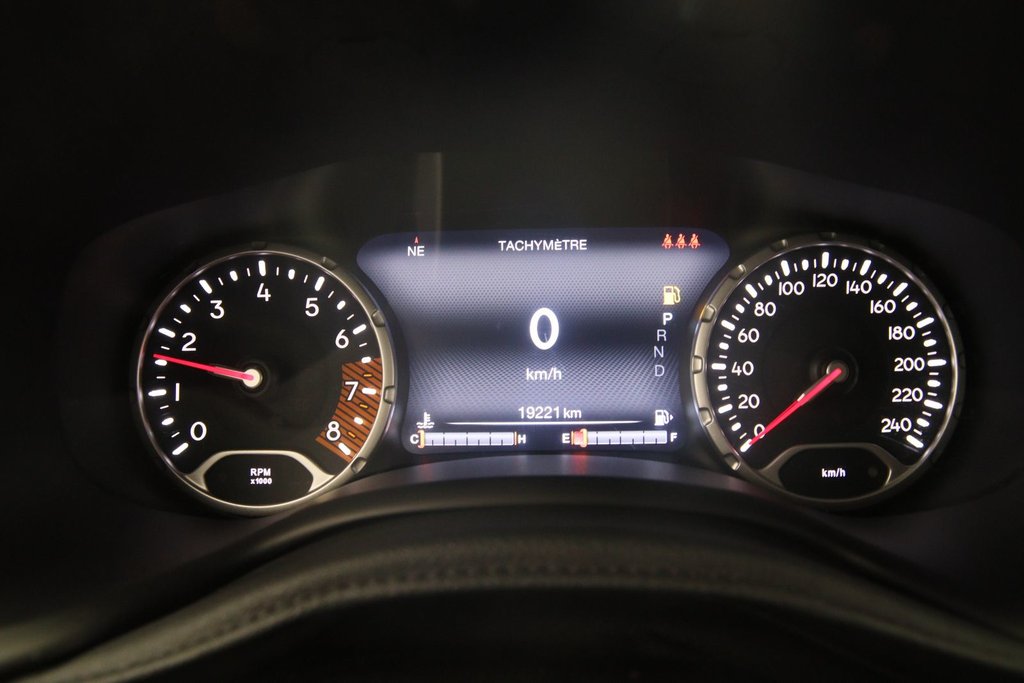 2019 Jeep Renegade Trailhawk in Chicoutimi, Quebec - 13 - w1024h768px