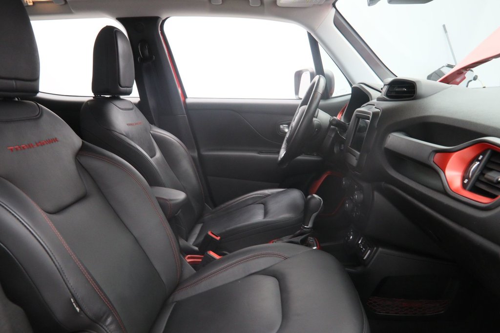 2019 Jeep Renegade Trailhawk in Chicoutimi, Quebec - 17 - w1024h768px