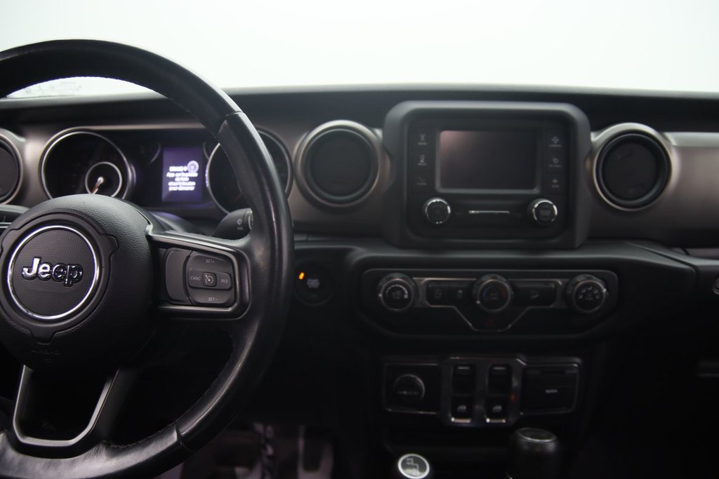 Jeep Wrangler Sport S 2020 à Jonquière, Québec - 8 - w1024h768px