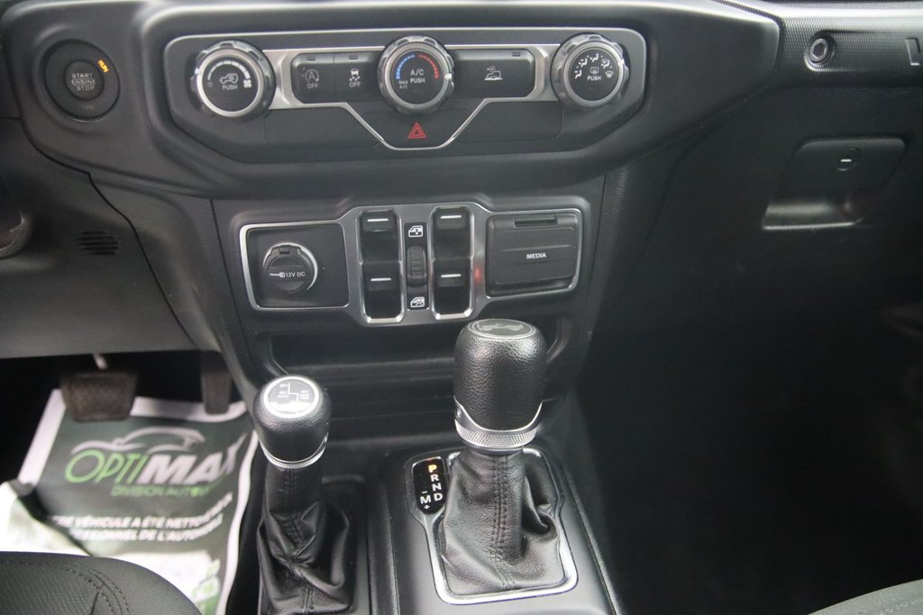 2021 Jeep Wrangler in Baie-Comeau, Quebec - 13 - w1024h768px