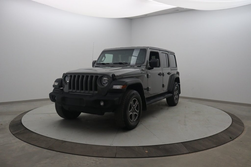 2021 Jeep Wrangler in Baie-Comeau, Quebec - 1 - w1024h768px