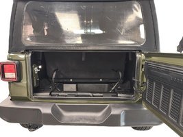 2021 Jeep Wrangler in Baie-Comeau, Quebec - 16 - w1024h768px