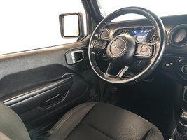 2021 Jeep Wrangler in Baie-Comeau, Quebec - 15 - w1024h768px