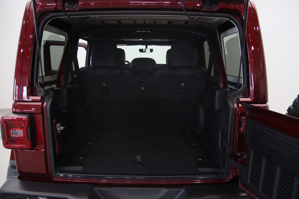 Jeep Wrangler Unlimited Rubicon 2022 à Chicoutimi, Québec - 18 - w1024h768px