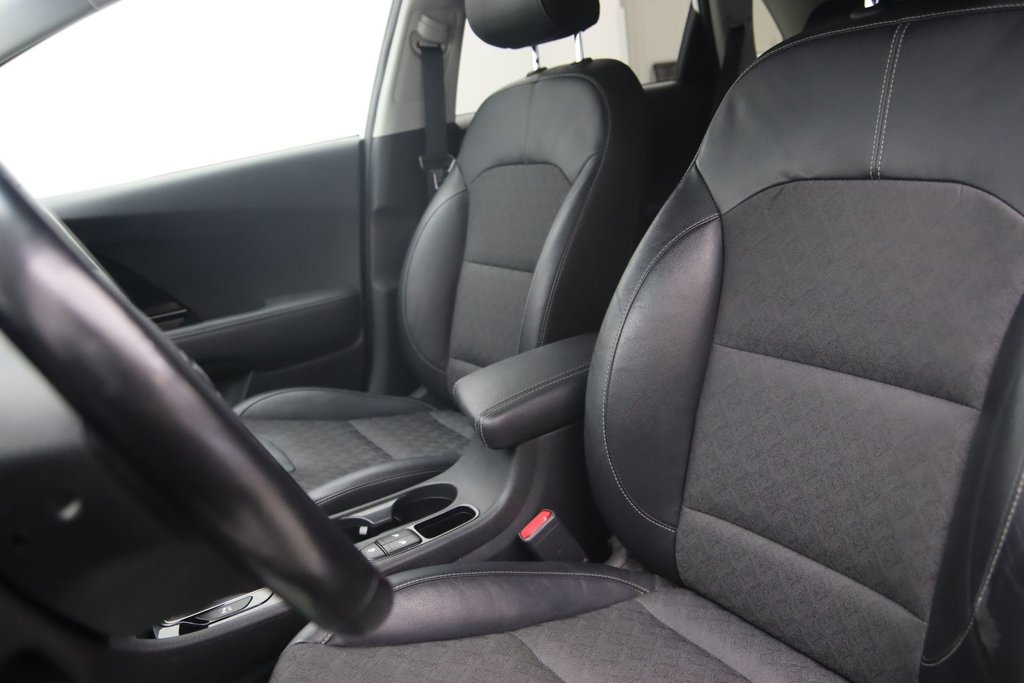 Kia Niro  2019 à Sept-Îles, Québec - 7 - w1024h768px