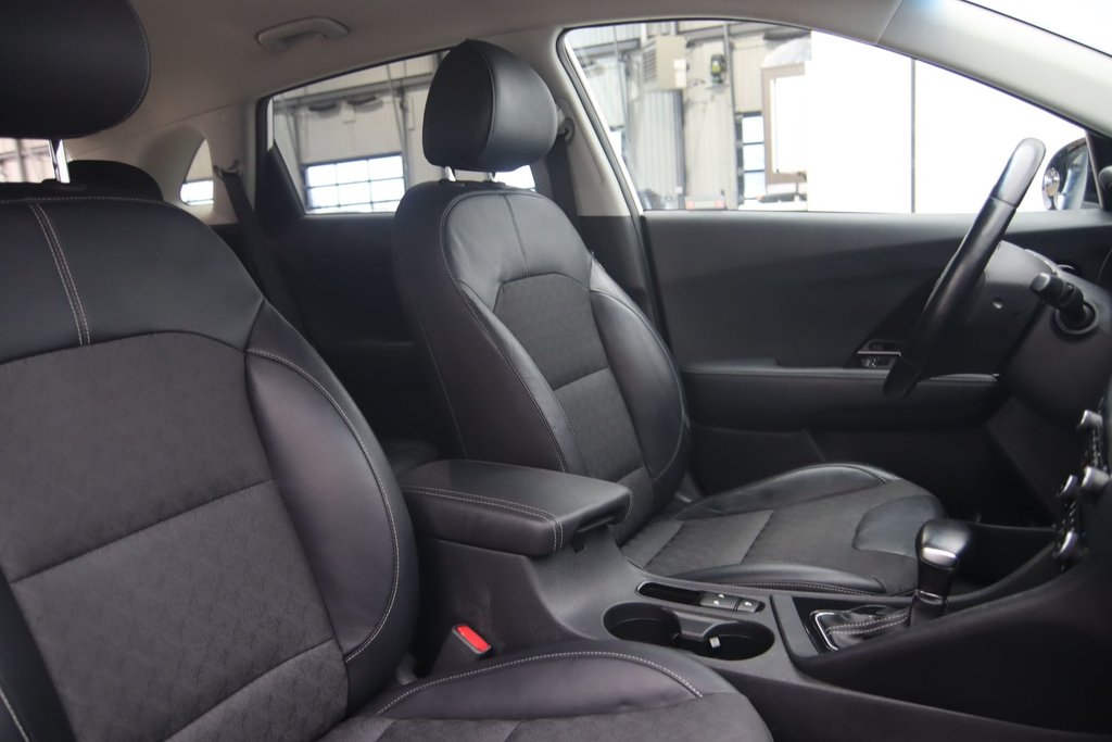 Kia Niro  2019 à Sept-Îles, Québec - 15 - w1024h768px