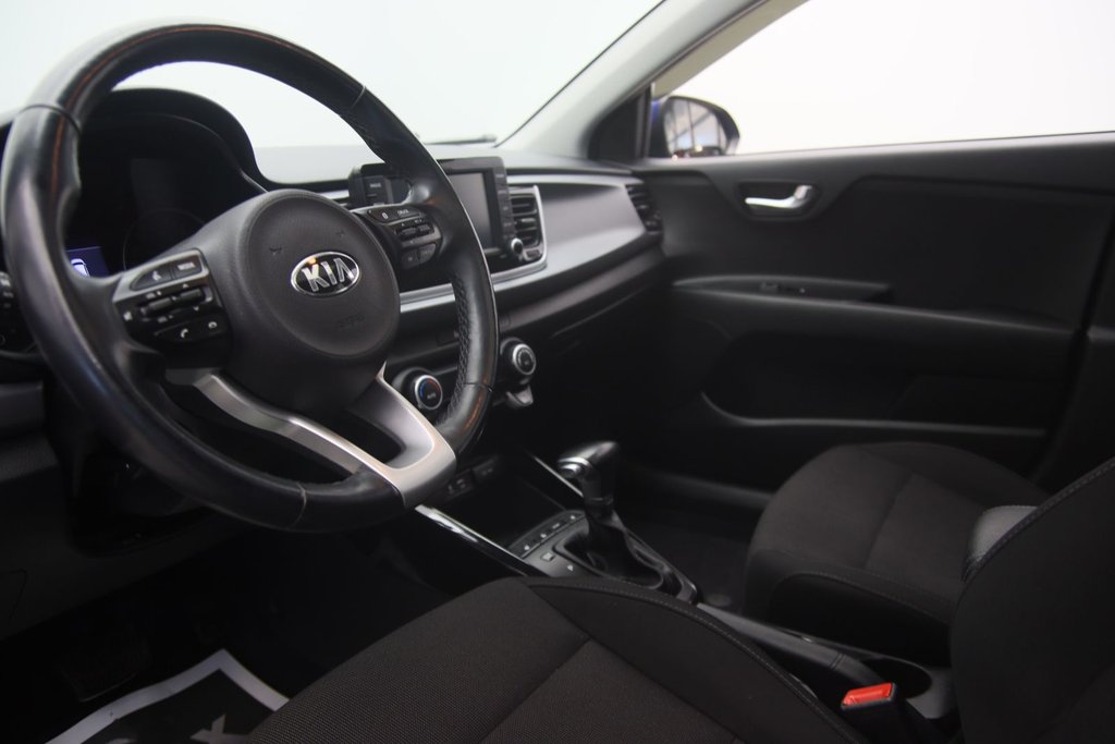 Kia Rio 5-door  2018 à Sept-Îles, Québec - 6 - w1024h768px