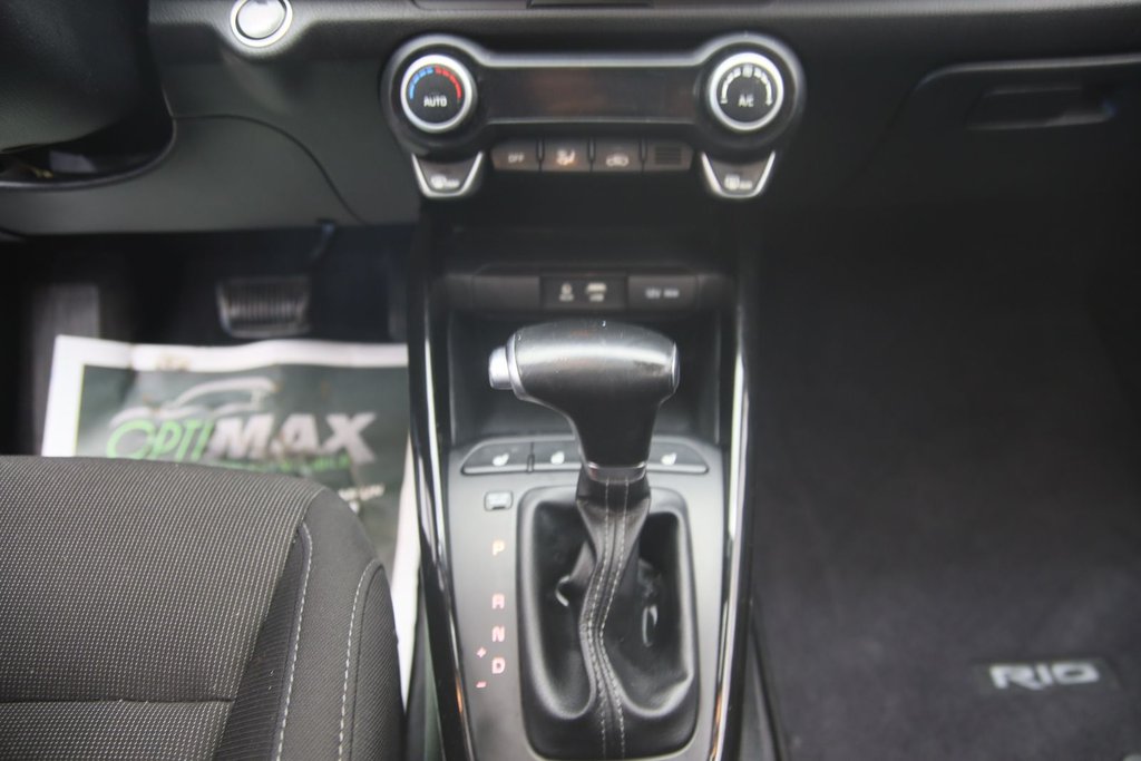 Kia Rio 5-door  2018 à Sept-Îles, Québec - 14 - w1024h768px