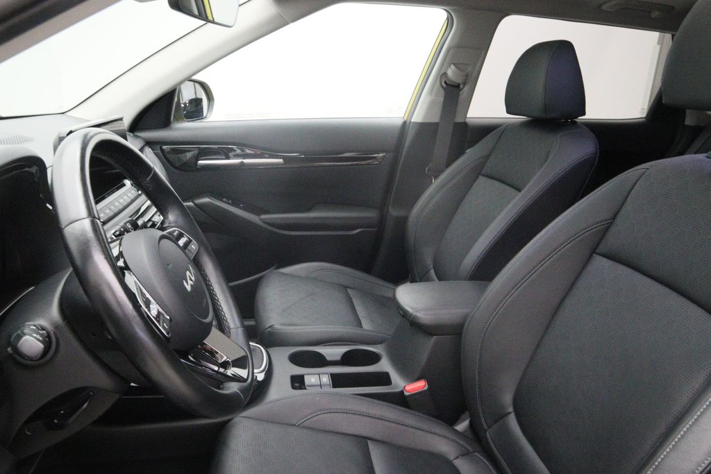 Kia Seltos  2022 à Jonquière, Québec - 7 - w1024h768px