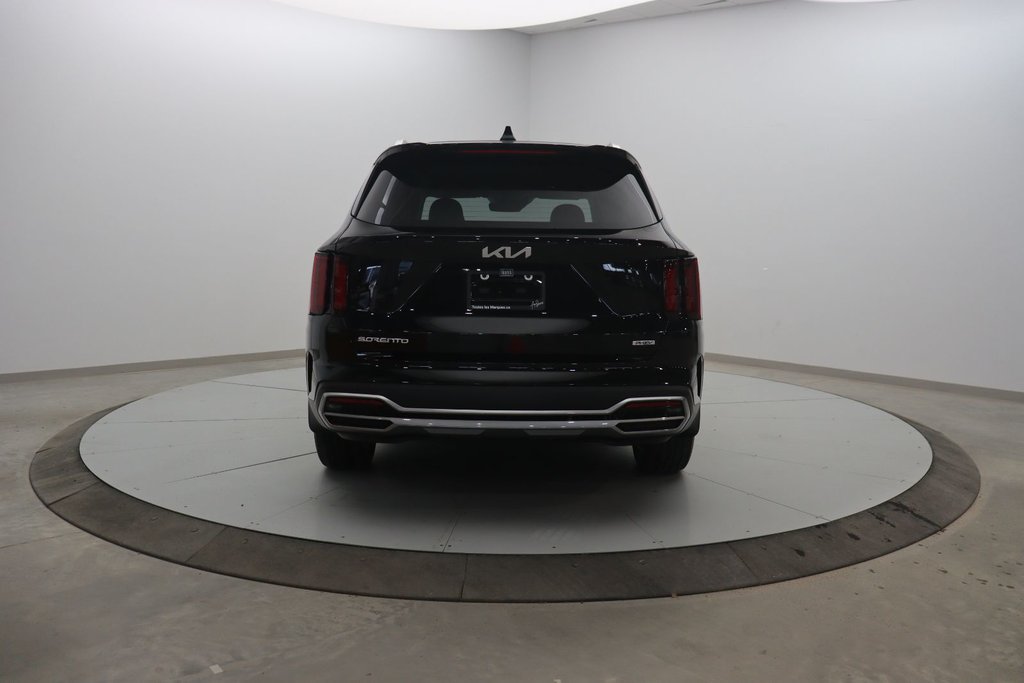 2023 Kia Sorento Plug-In Hybrid in Jonquière, Quebec - 5 - w1024h768px