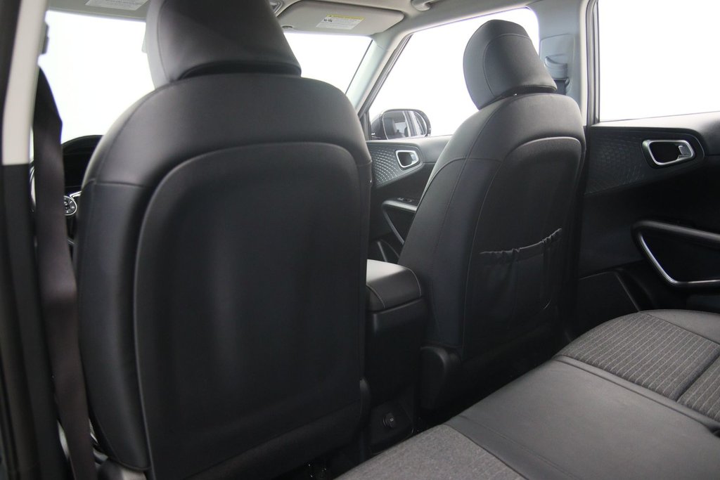 2021 Kia Soul in Chicoutimi, Quebec - 10 - w1024h768px