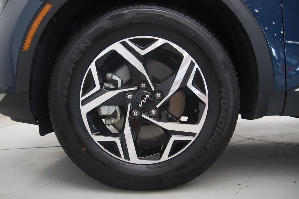 Kia Sportage  2023 à Jonquière, Québec - 18 - w1024h768px