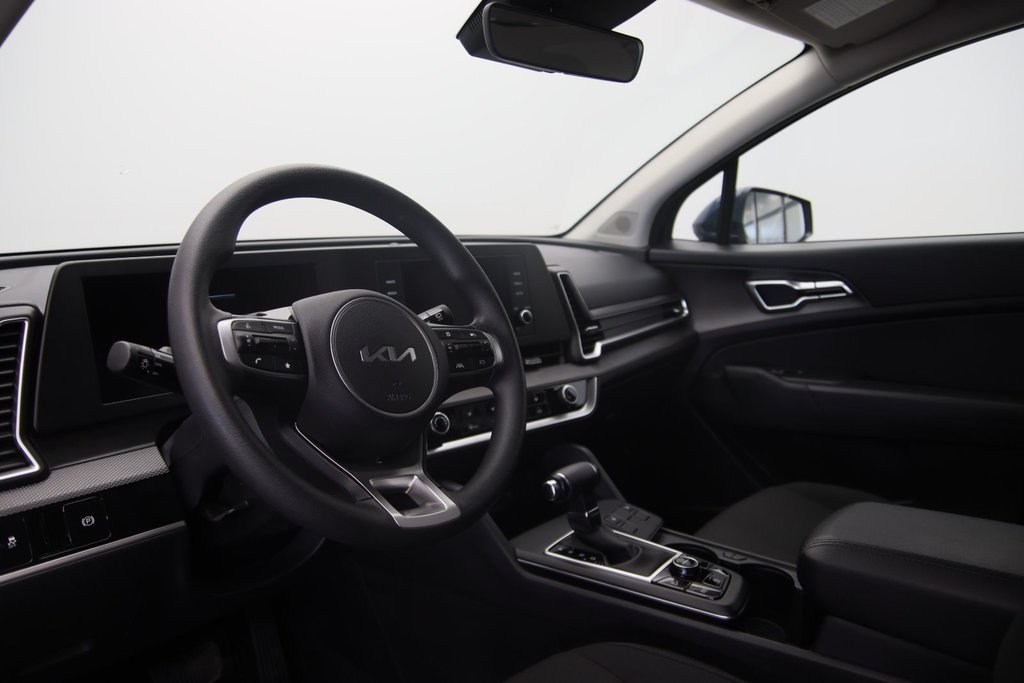 Kia Sportage  2023 à Jonquière, Québec - 6 - w1024h768px