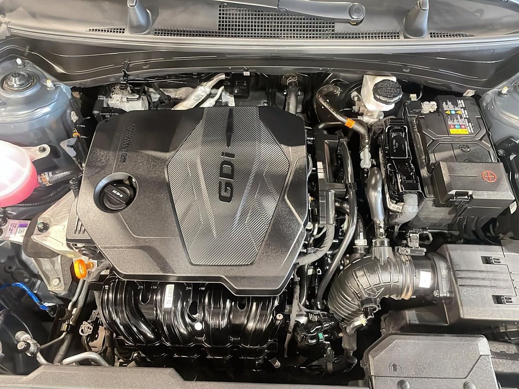 2023 Kia Sportage in Jonquière, Quebec - 8 - w1024h768px