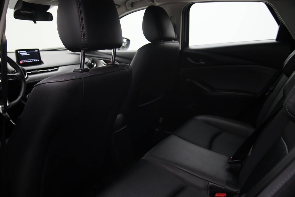 2021 Mazda CX-3 in Sept-Îles, Quebec - 8 - w1024h768px