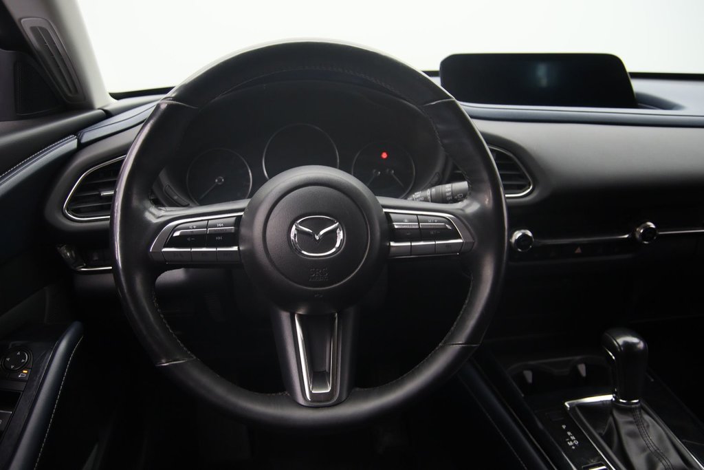 2021 Mazda CX-30 in Jonquière, Quebec - 11 - w1024h768px