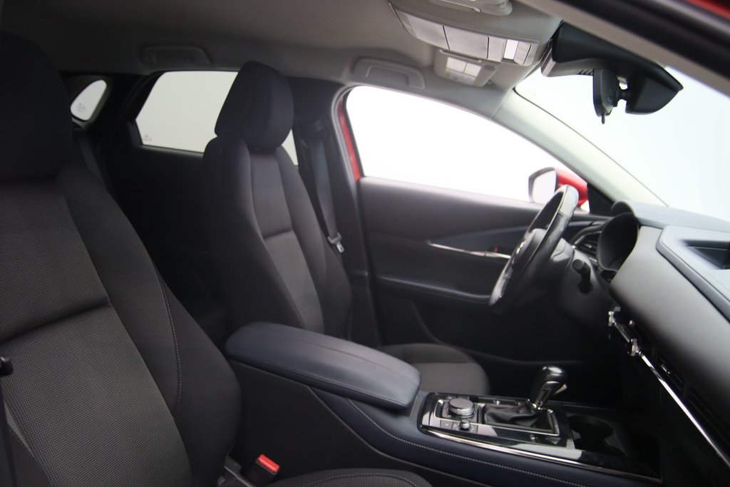 2021 Mazda CX-30 in Jonquière, Quebec - 15 - w1024h768px