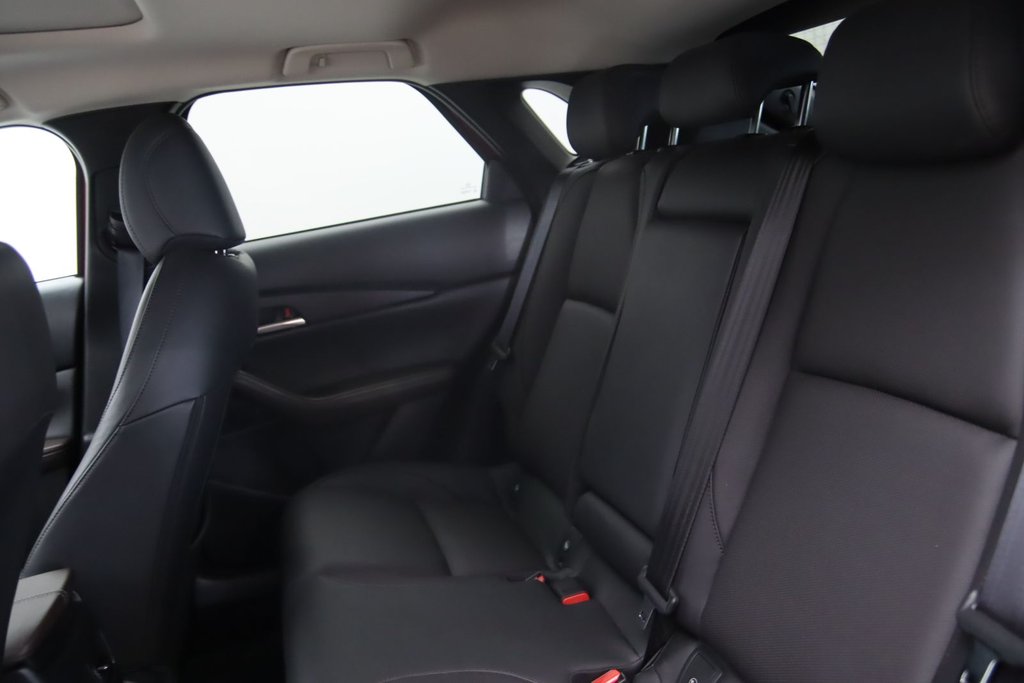 Mazda CX-30  2024 à Sept-Îles, Québec - 9 - w1024h768px