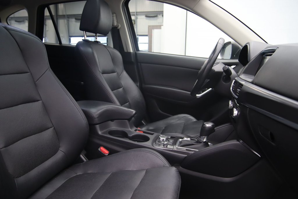 2016 Mazda CX-5 GT in Chicoutimi, Quebec - 16 - w1024h768px