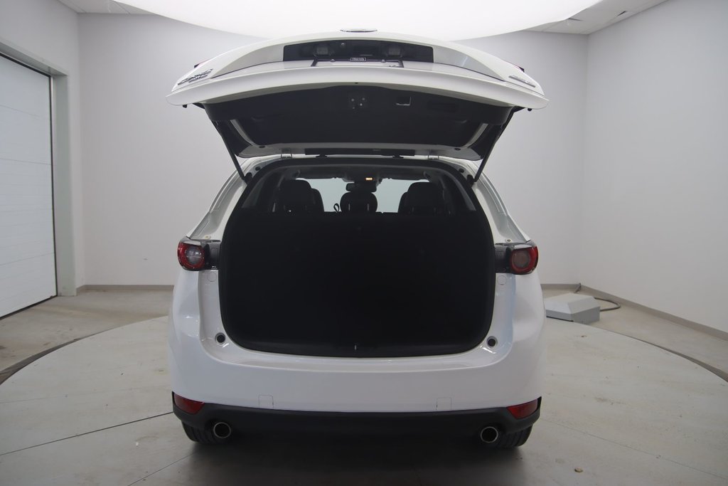 2017 Mazda CX-5 GT in Chicoutimi, Quebec - 18 - w1024h768px