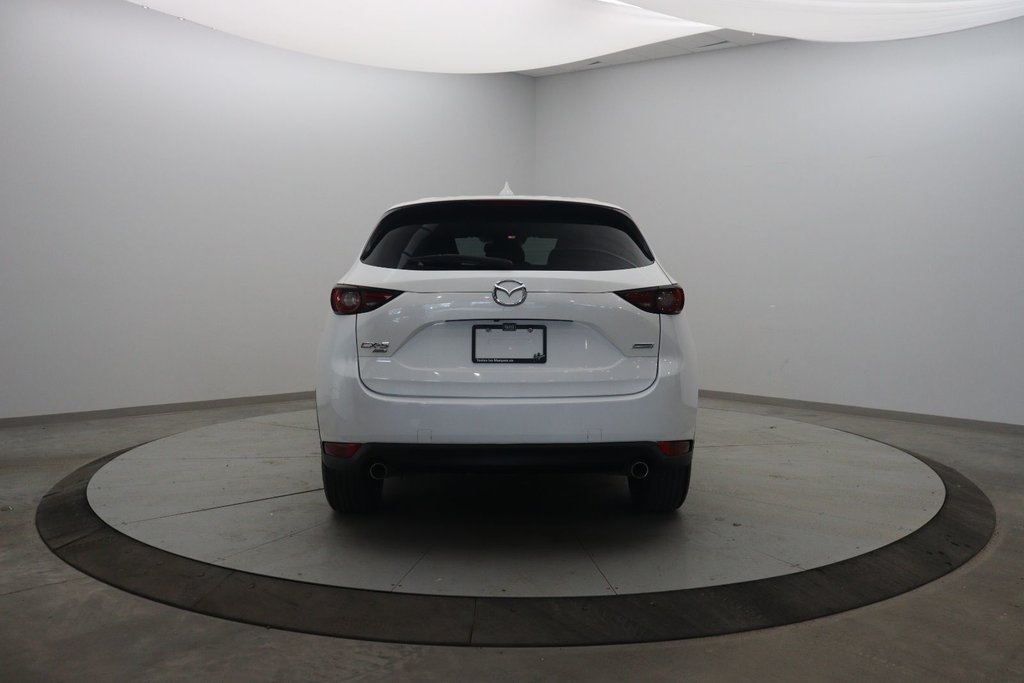 2017 Mazda CX-5 GT in Chicoutimi, Quebec - 5 - w1024h768px
