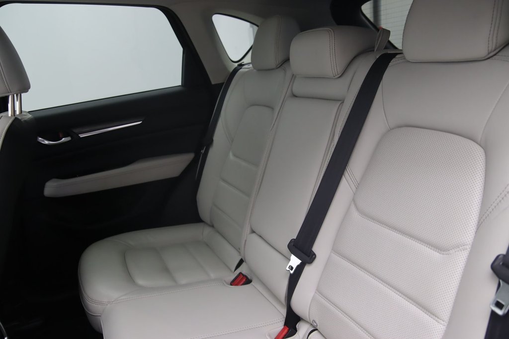 Mazda CX-5  2017 à Baie-Comeau, Québec - 10 - w1024h768px