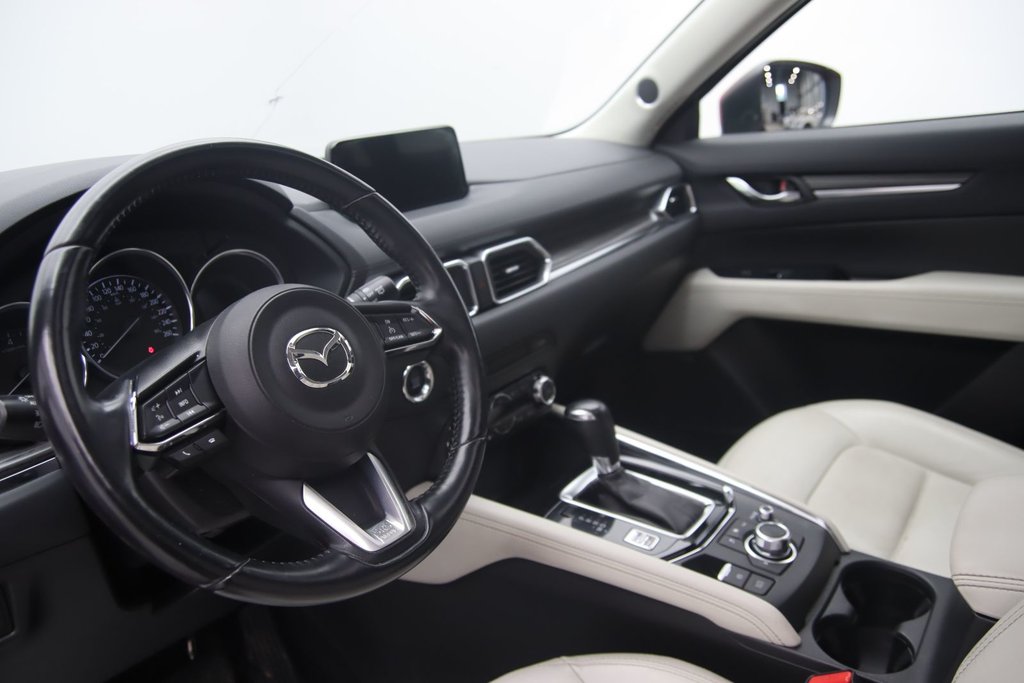 Mazda CX-5  2017 à Baie-Comeau, Québec - 6 - w1024h768px