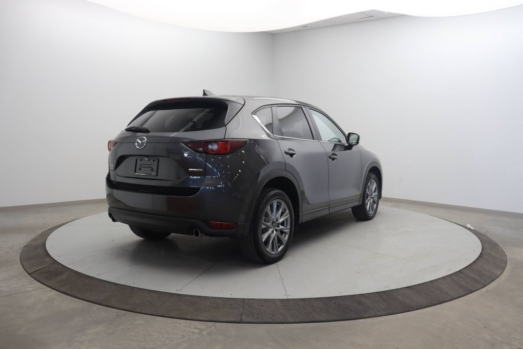 2021 Mazda CX-5 in Baie-Comeau, Quebec - 4 - w1024h768px