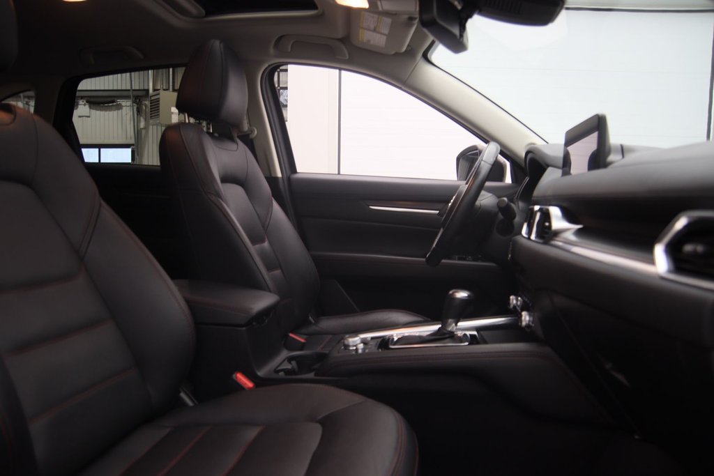2021 Mazda CX-5 in Jonquière, Quebec - 16 - w1024h768px