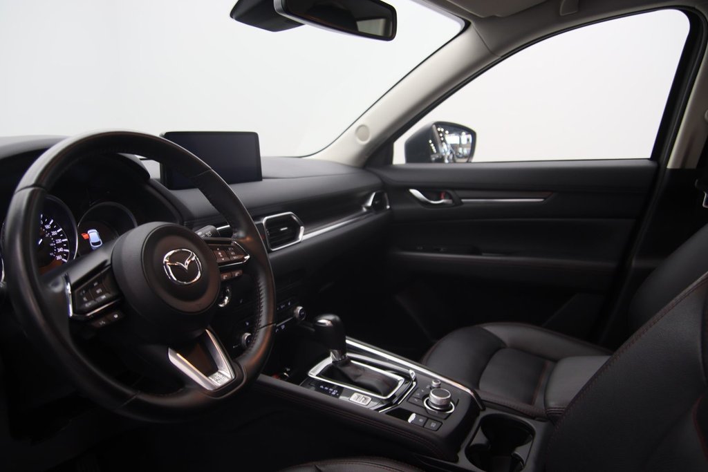 2021 Mazda CX-5 in Jonquière, Quebec - 6 - w1024h768px