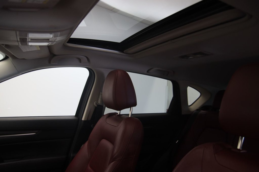 2021 Mazda CX-5 in Jonquière, Quebec - 8 - w1024h768px