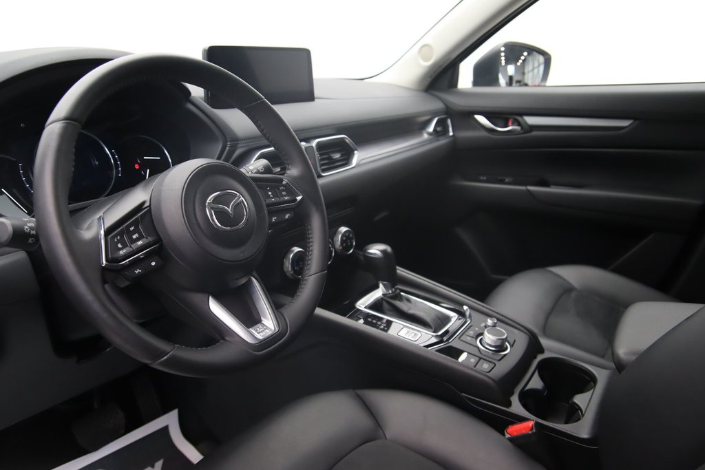 2023 Mazda CX-5 in Sept-Îles, Quebec - 6 - w1024h768px