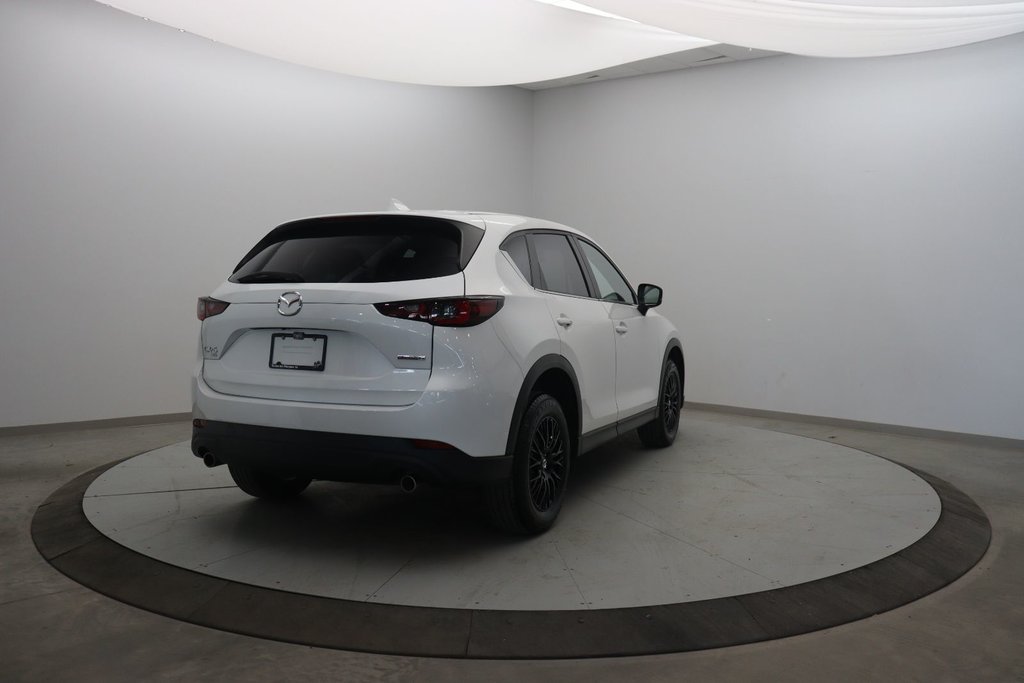 2023 Mazda CX-5 in Sept-Îles, Quebec - 4 - w1024h768px