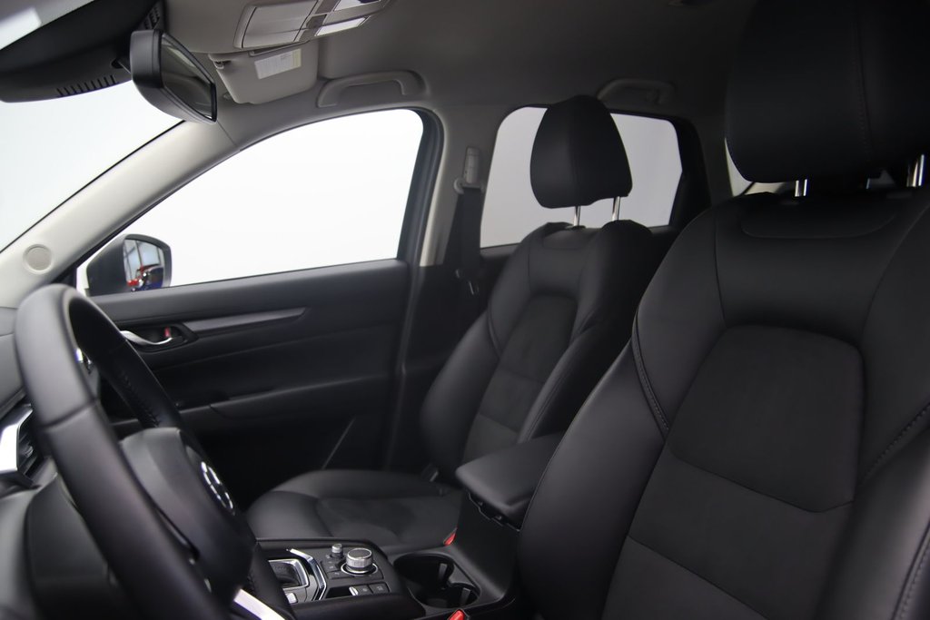 2023 Mazda CX-5 in Sept-Îles, Quebec - 7 - w1024h768px