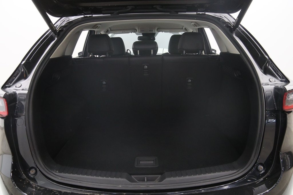2023 Mazda CX-5 in Baie-Comeau, Quebec - 18 - w1024h768px